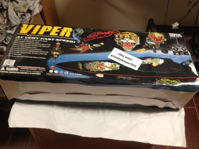 Ed Hardy 28.5" R/C SE Arc Angel Viper Boat Christian No Sales Tax