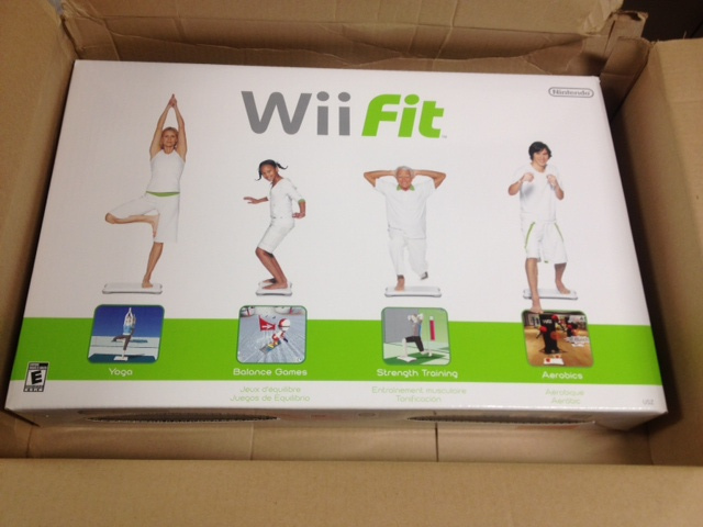 NEW Wii Fit 2008 Fitness Video Game Balance Board Training Yoga