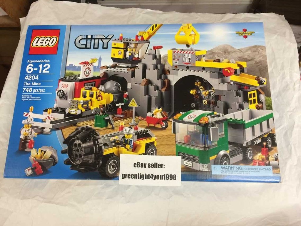 NIB Lego 4204 LEGO City The Mine 748 pcs/pzs Building Toys for Ages 6-12